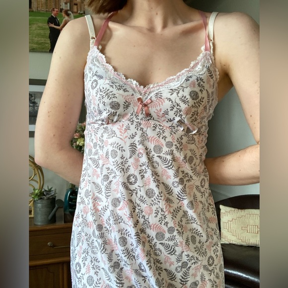 Marilyn Monroe nightgown - Picture 2 of 6